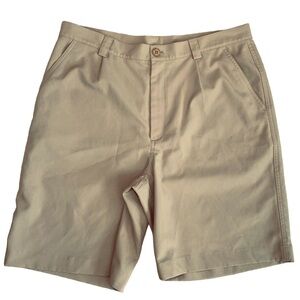 Under Armour 100% Polyester Khaki Performance Golf Shorts Size 34R